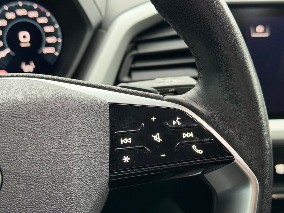 Audi Q4 e-tron 40 Advanced 5d