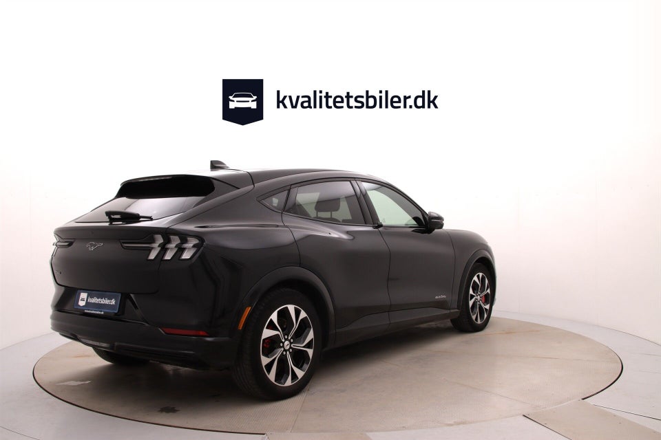 Ford Mustang Mach-E 75 Premium Standard Range AWD 5d