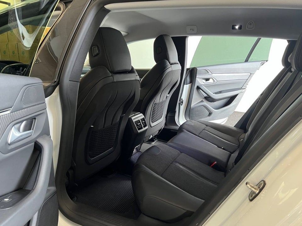 Peugeot 508 1,6 Hybrid Allure Pack SW EAT8 5d