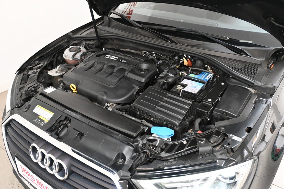 Audi A3 30 TDi Sportback 5d