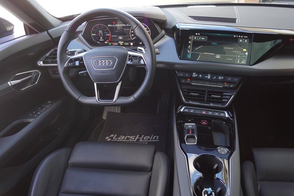 Audi e-tron GT quattro 4d