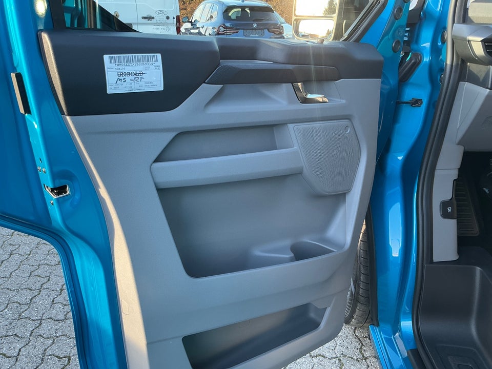 Ford E-Transit Custom Kombi 320S 64 MS-RT