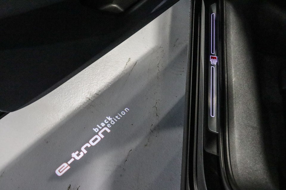 Audi e-tron 55 Black Edition S-line quattro 5d