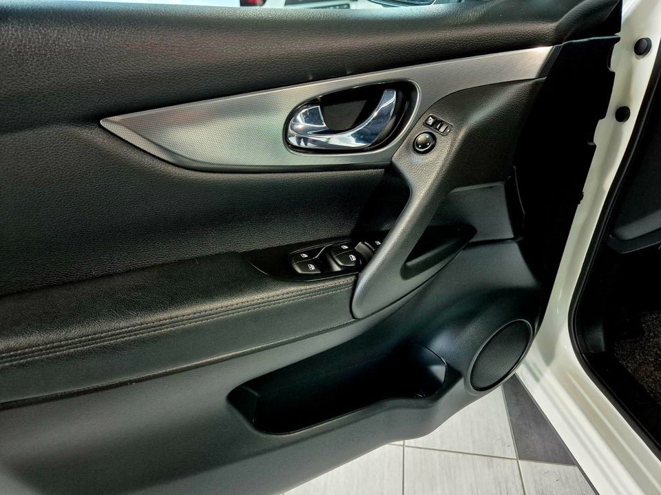 Nissan Qashqai 1,5 dCi 115 N-Connecta DCT 5d