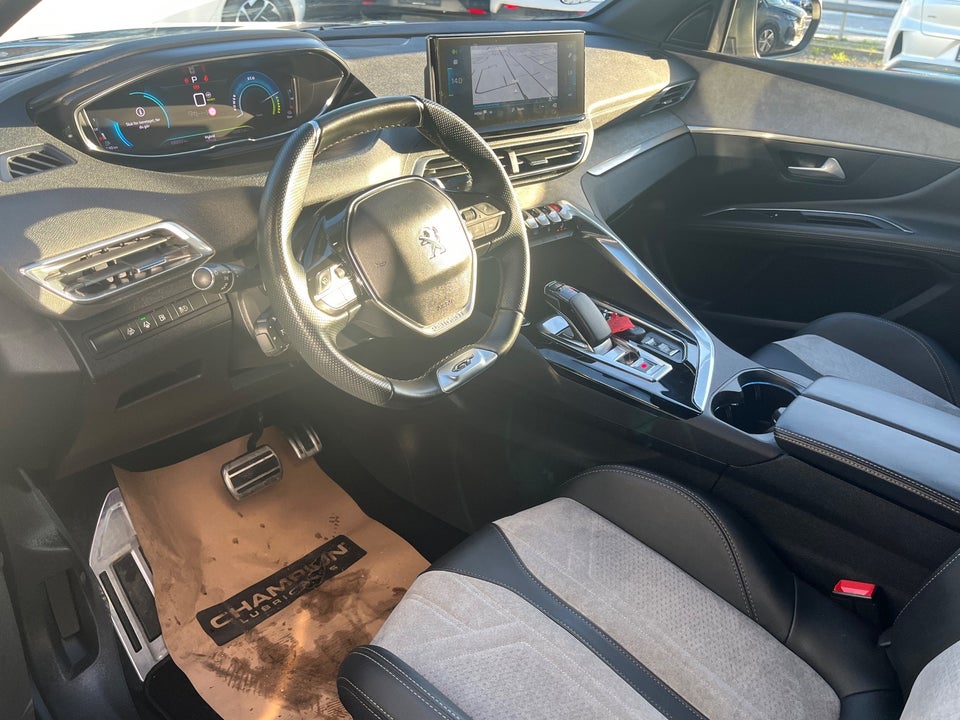 Peugeot 3008 1,6 Hybrid First GT EAT8 5d