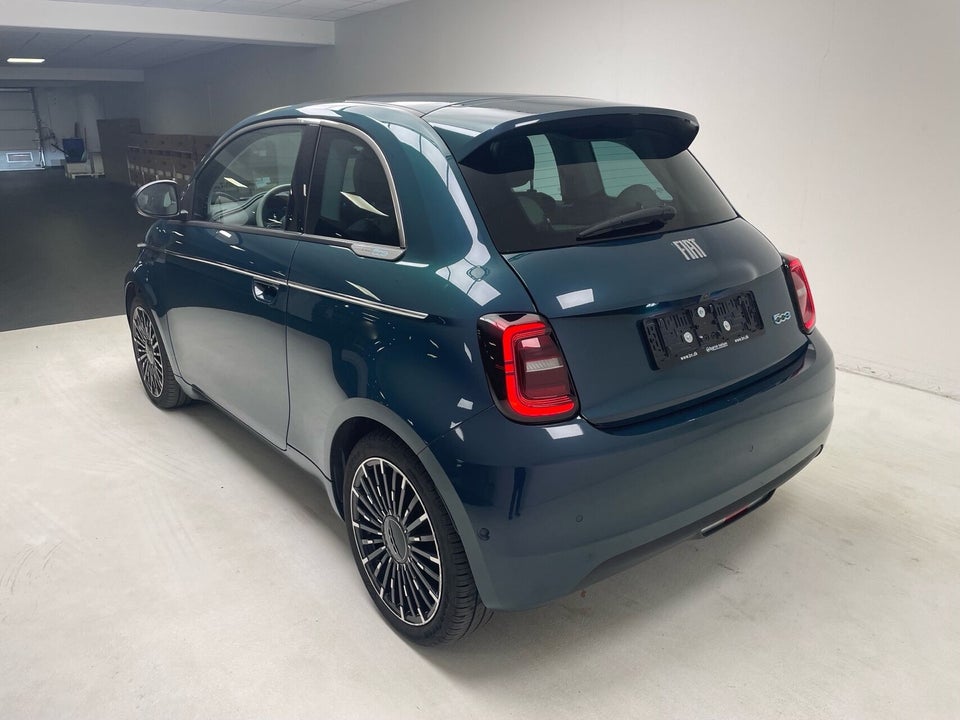 Fiat 500e 42 la Prima by Bocelli 3d