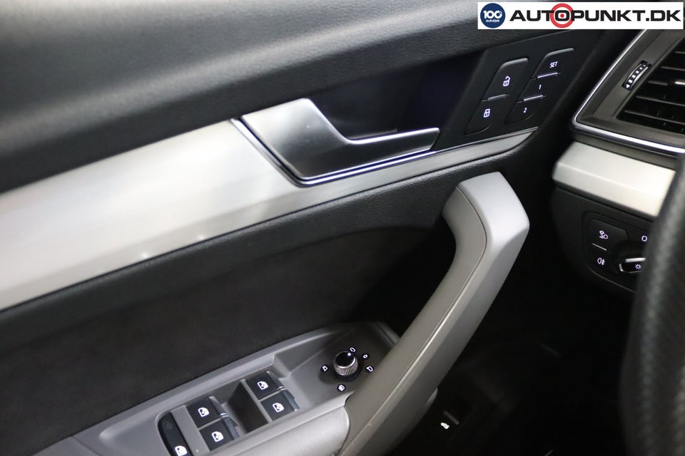 Audi Q5 2,0 TDi 190 S-line quattro S-tr. 5d