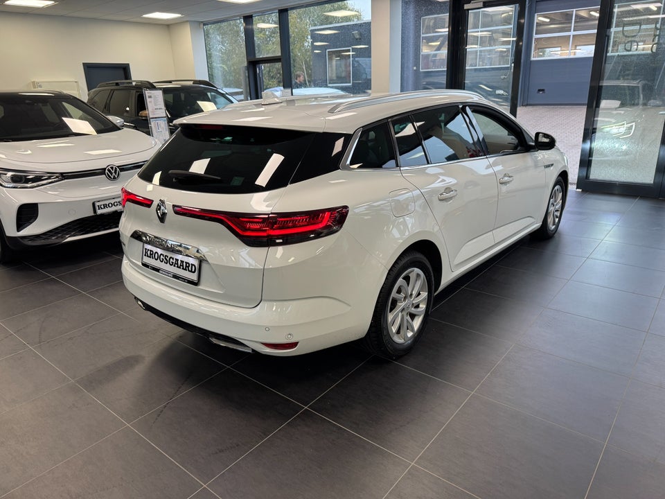 Renault Megane IV 1,6 E-Tech Intens Sport Tourer 5d