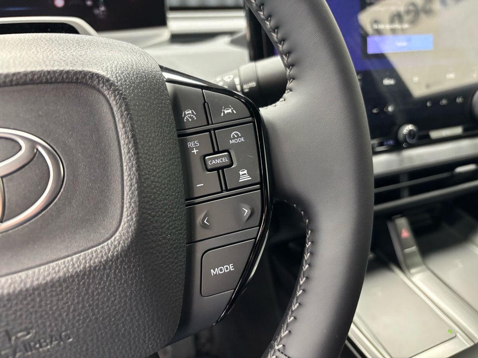 Toyota bZ4X 73 Active Tech 5d