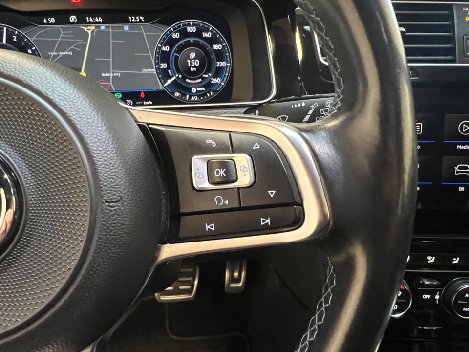 VW Golf VII 1,4 GTE DSG 5d