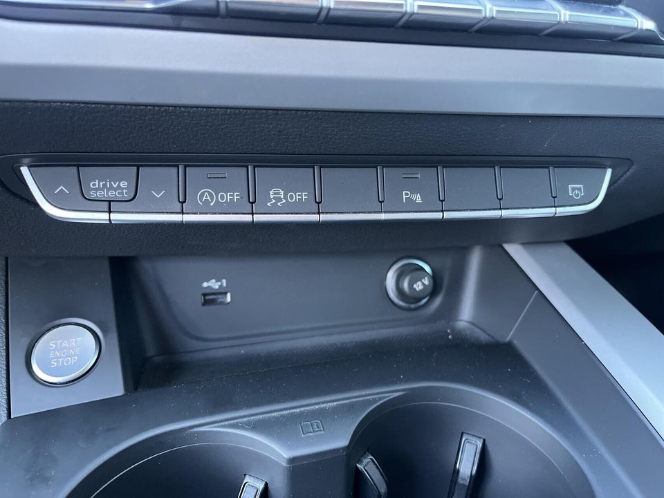 Audi A4 40 TFSi Prestige Avant S-tr. 5d