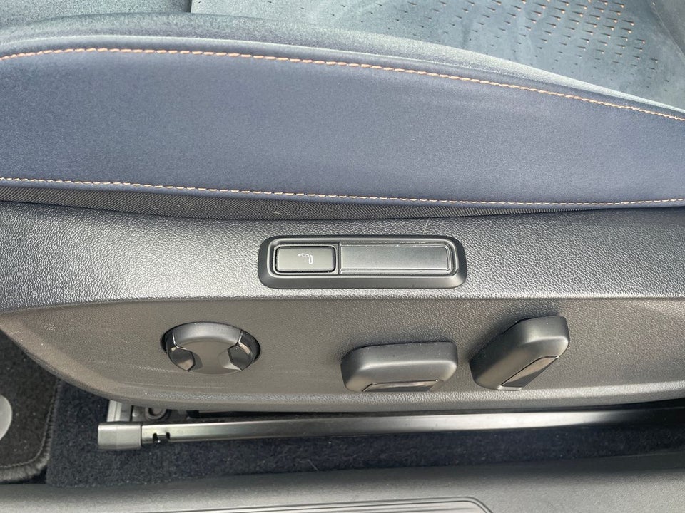 Cupra Born 58 e-Boost 5d