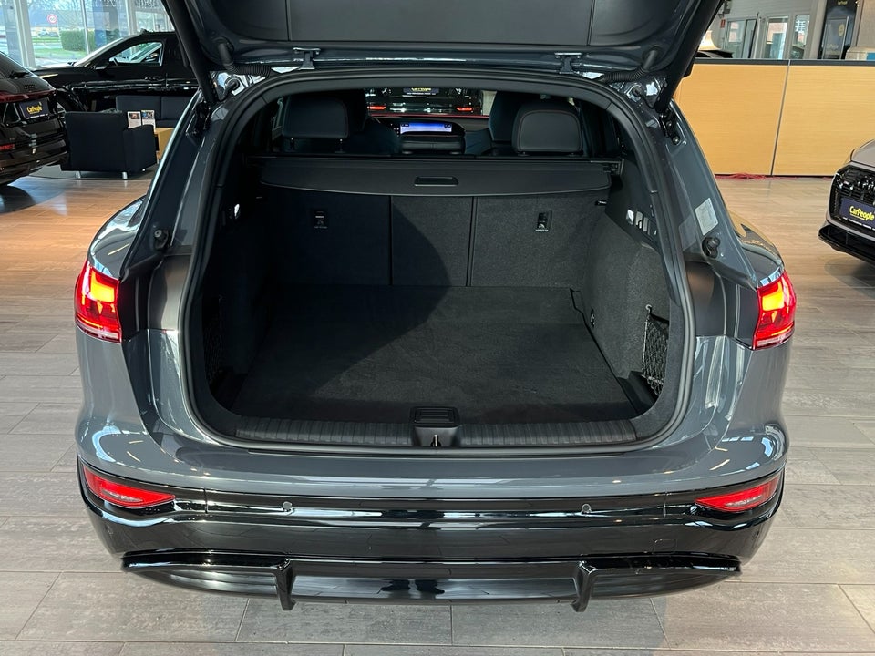 Audi Q6 e-tron Ultra quattro 5d