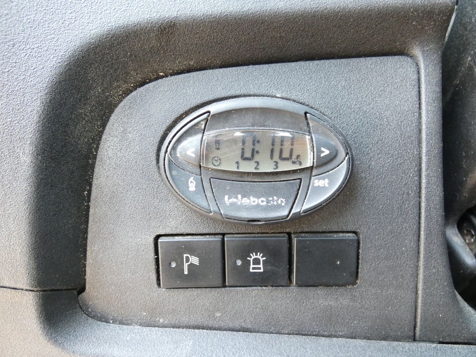Iveco Daily 3,0 35S18 4100mm Lad AG8