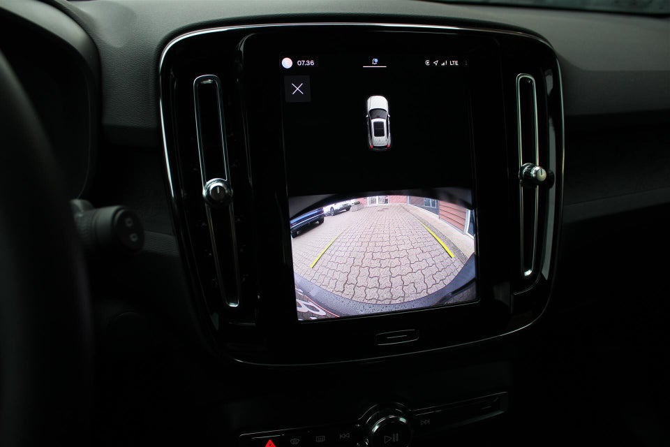 Volvo XC40 P8 ReCharge Twin Plus 5d