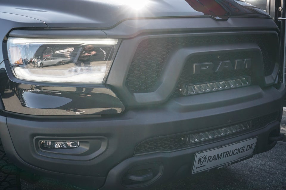 Dodge RAM 1500 5,7 V8 Hemi Rebel aut. 4d