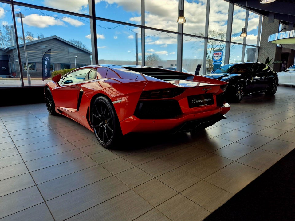 Lamborghini Aventador 6,5 LP700-4 2d