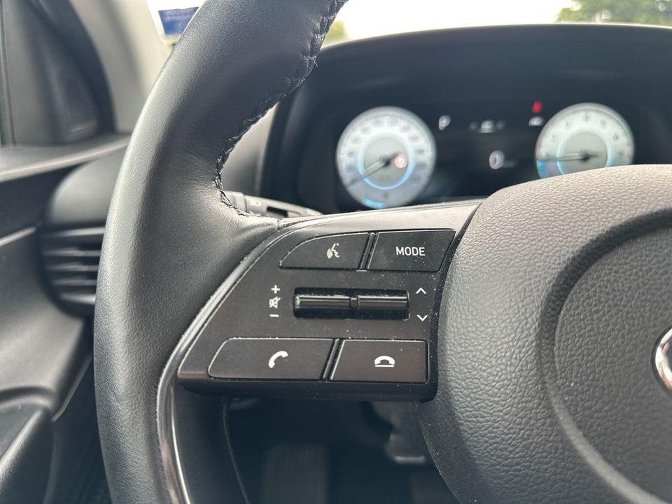 Hyundai i20 1,0 T-GDi Essential DCT 5d