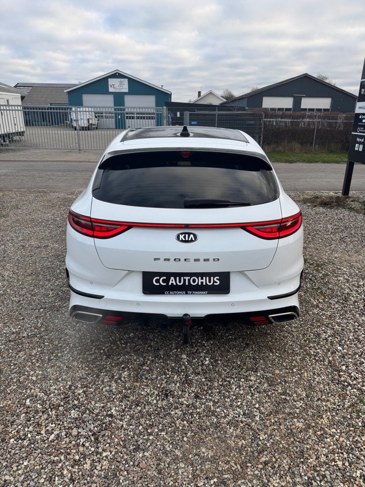 Kia ProCeed 1,6 T-GDi GT DCT 5d
