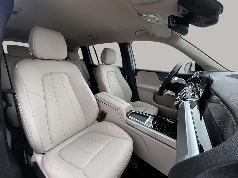 Mercedes EQB300 Progressive 4Matic 5d