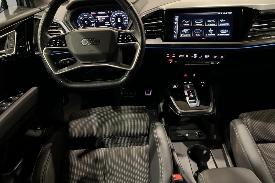 Audi Q4 e-tron 40 S-line 5d