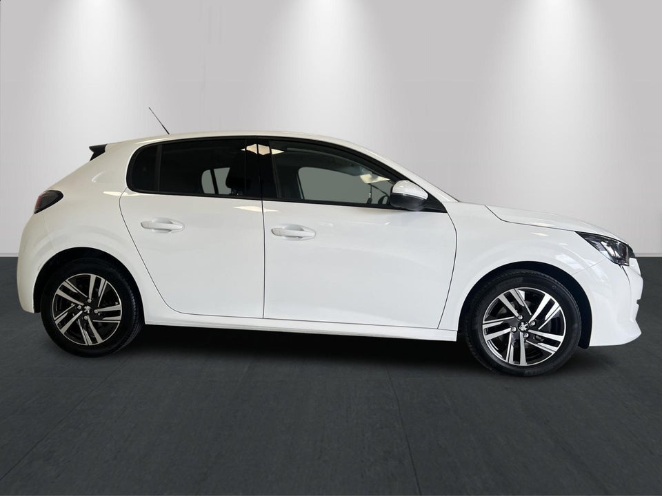 Peugeot 208 1,5 BlueHDi 100 Allure Sky 5d