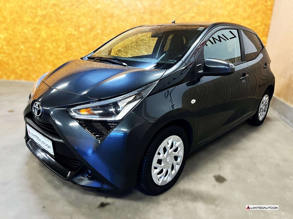 Toyota Aygo 1,0 VVT-i x-pression 5d