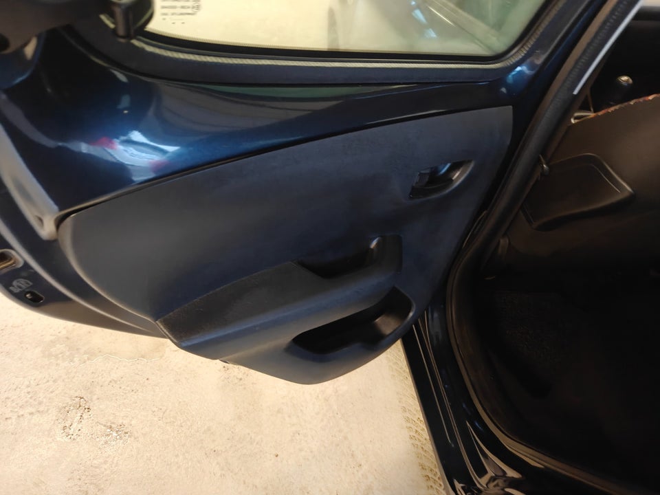 Citroën C1 1,2 PureTech Feel 5d