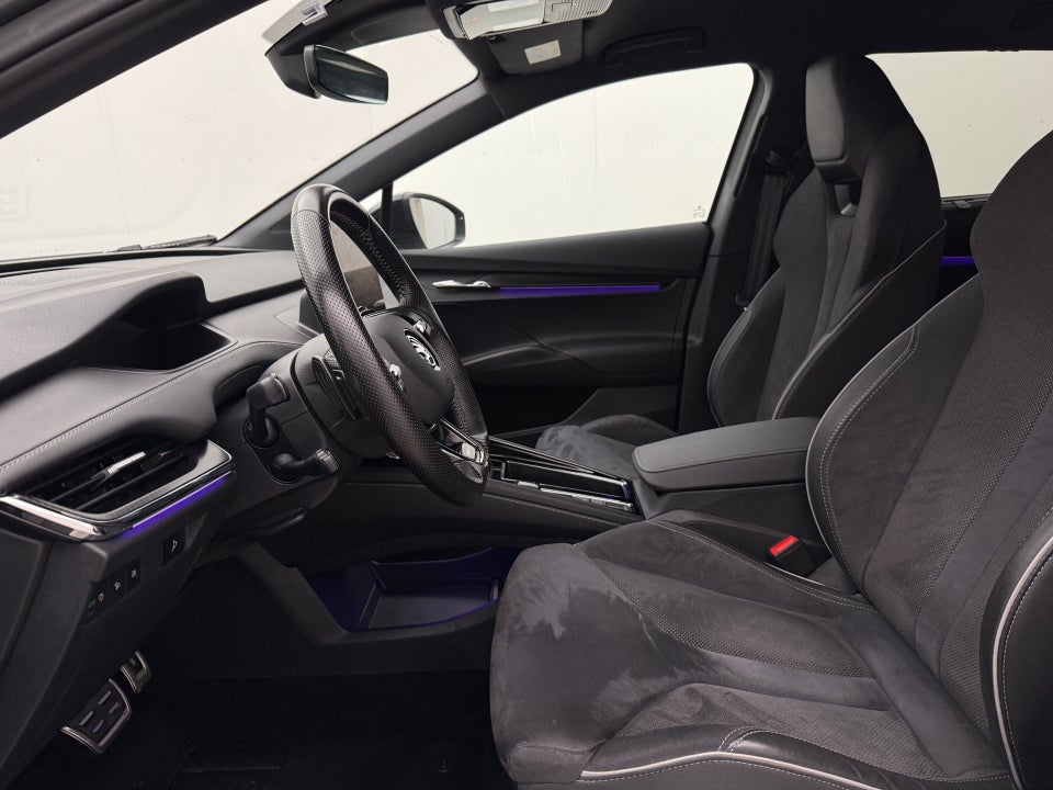 Skoda Enyaq 60 iV Sportline 5d