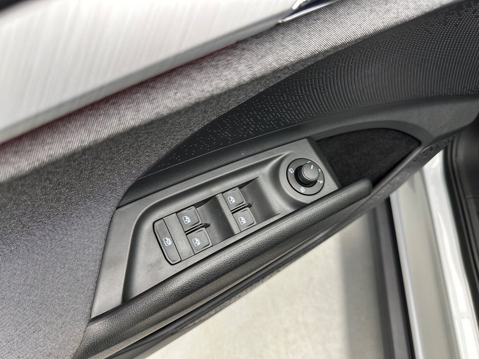 Skoda Enyaq 50 iV 5d