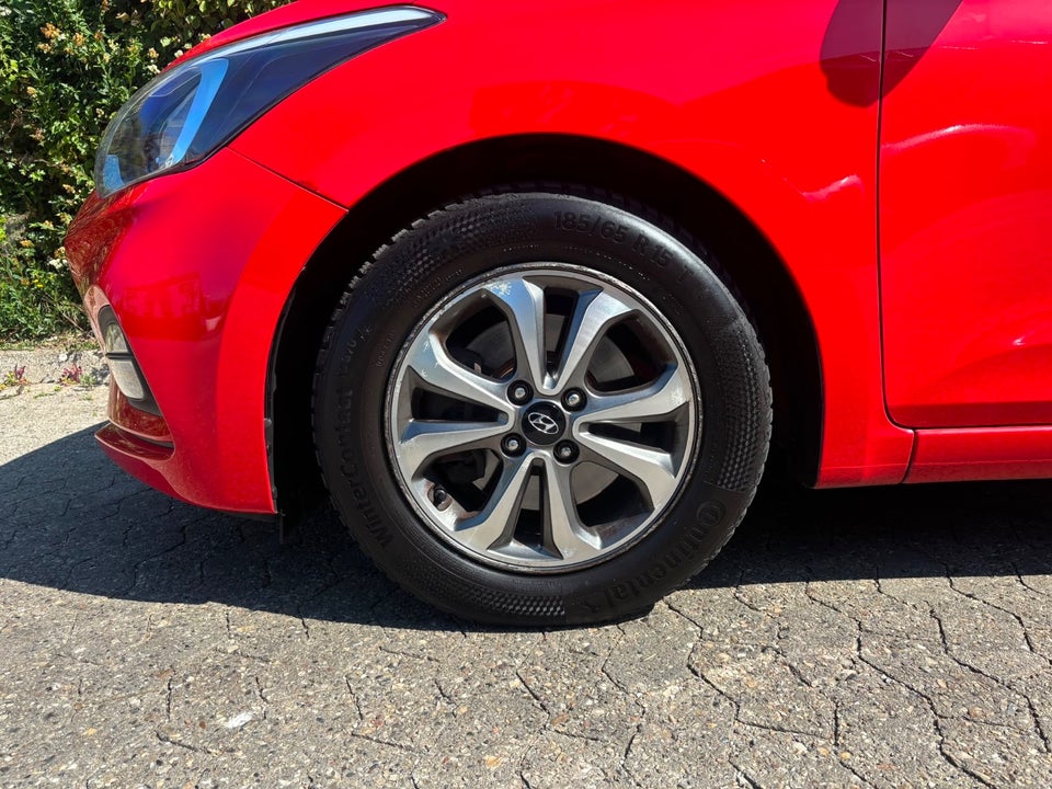 Hyundai i20 1,0 T-GDi Advanced DCT 5d