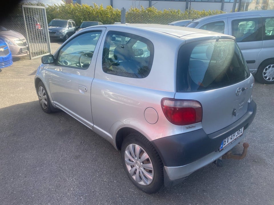 Toyota Yaris 1,0 Luna 3d