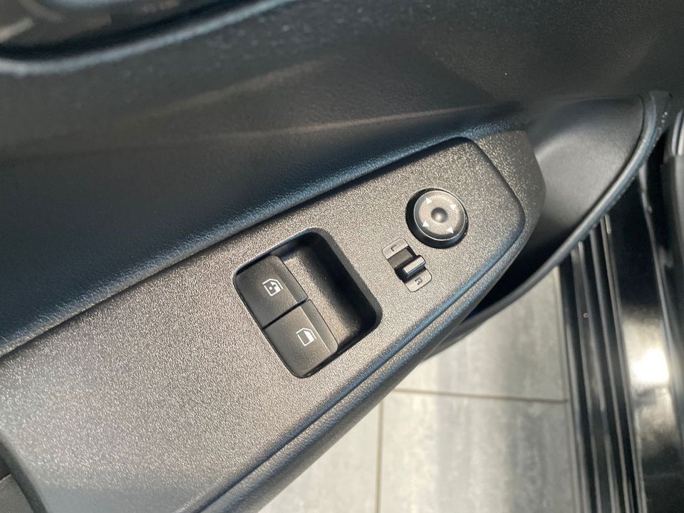 Hyundai i10 1,0 MPi Advanced 5d