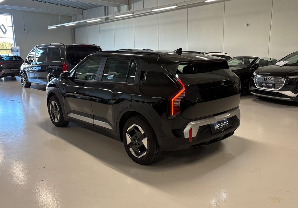 Kia EV3 58 Standard Range Prestige 5d