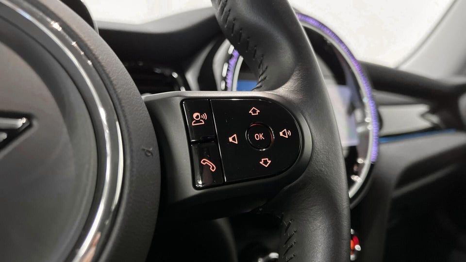 MINI Cooper SE Classic Trim 3d