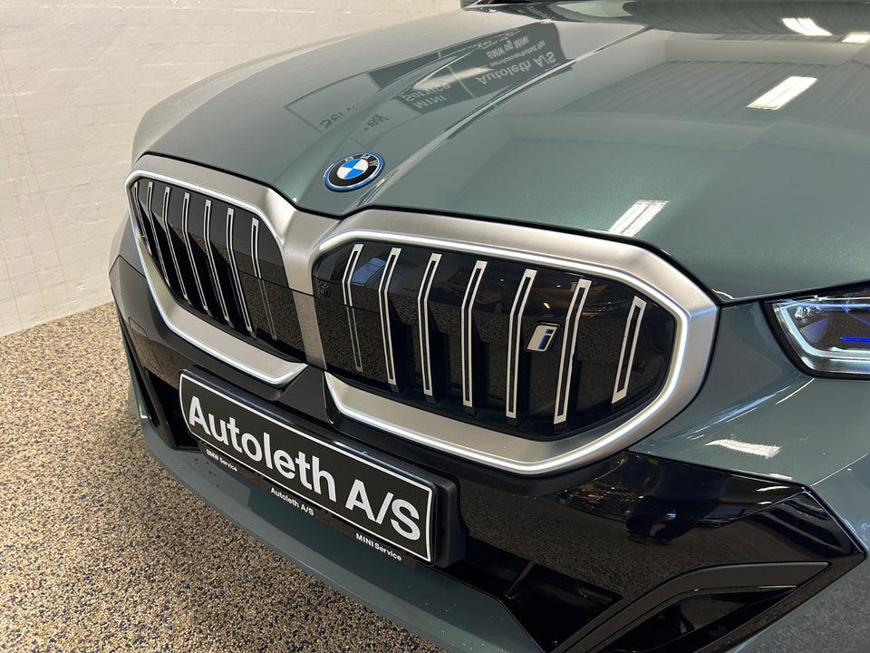 BMW i5 eDrive40 Touring Fully Charged 5d