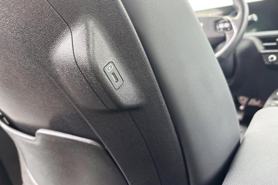 Kia EV6 58 Standard Range Access 5d
