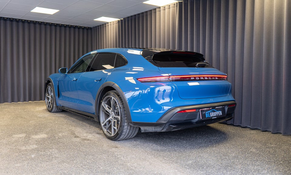 Porsche Taycan 4S Performance+ Cross Turismo 5d