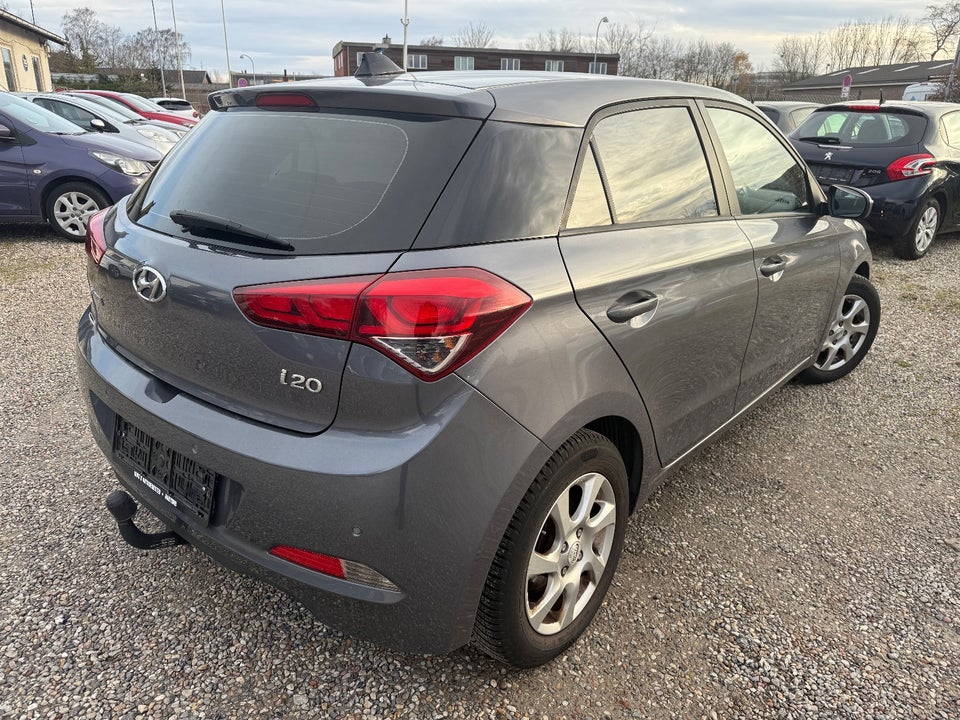 Hyundai i20 1,25 Trend 5d