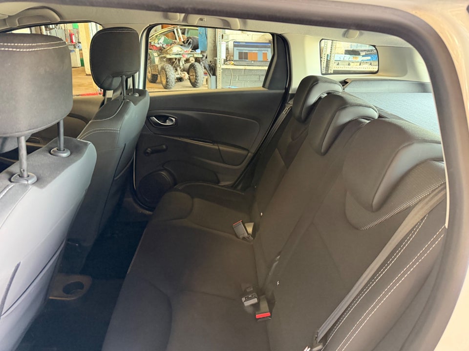 Renault Clio IV 1,5 dCi 90 Zen Sport Tourer 5d