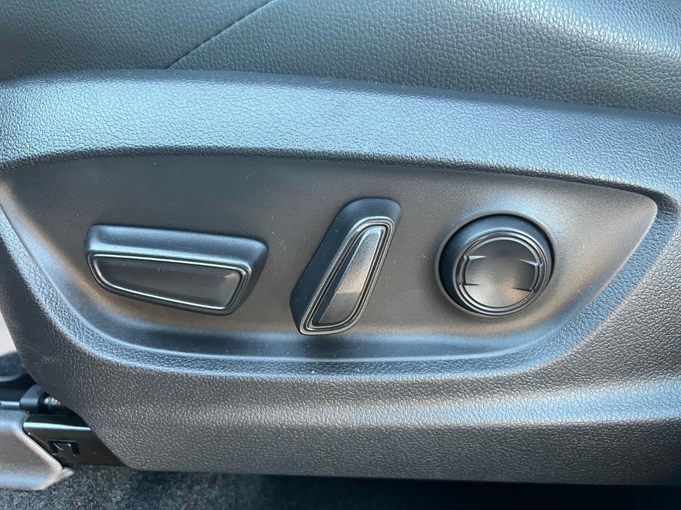 Toyota bZ4X Active 5d