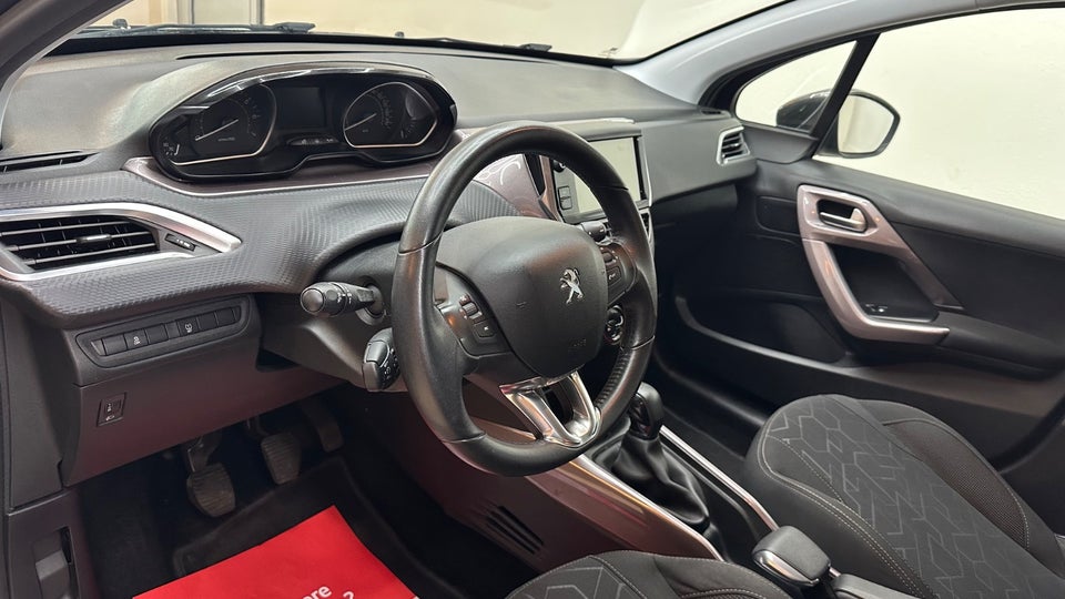 Peugeot 2008 1,2 VTi 82 Active 5d