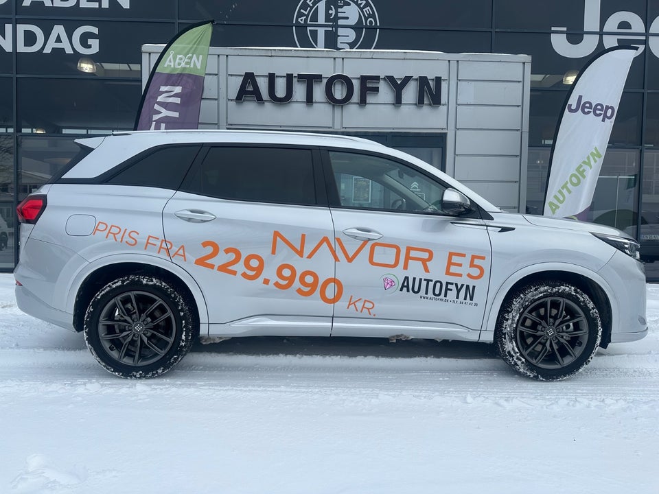 Navor E5 1,5 PHEV Rock 5d