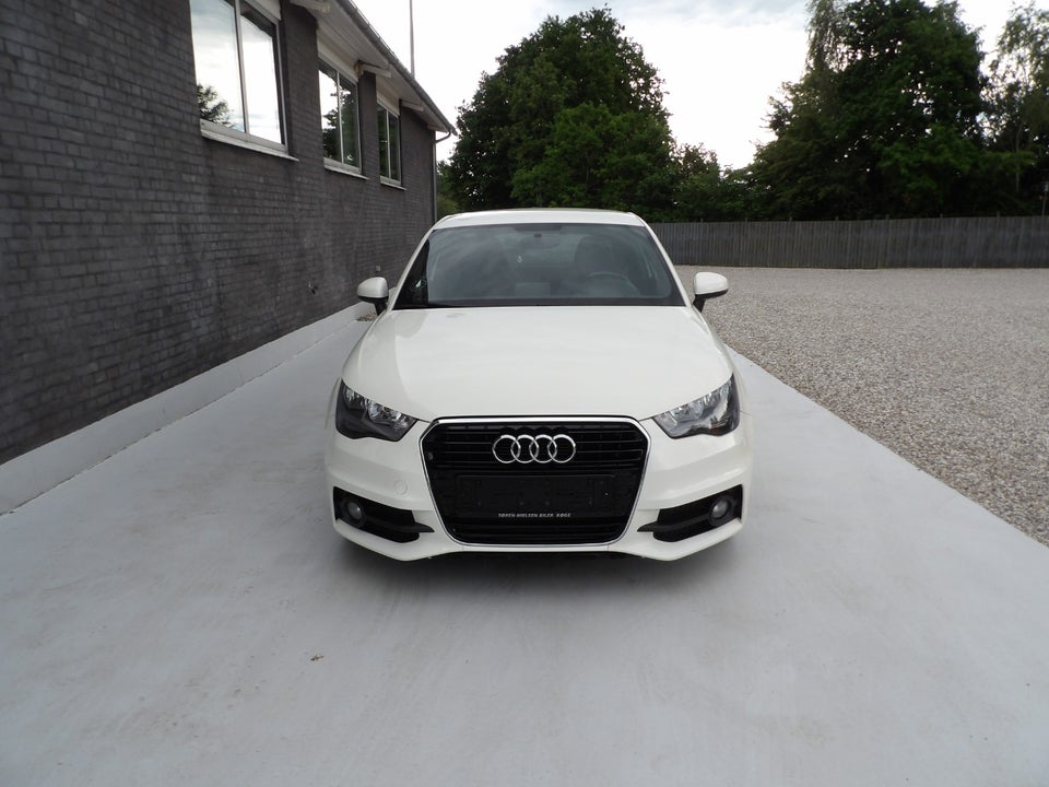 Audi A1 1,4 TFSi 185 Ambition S-line S-tr. 3d