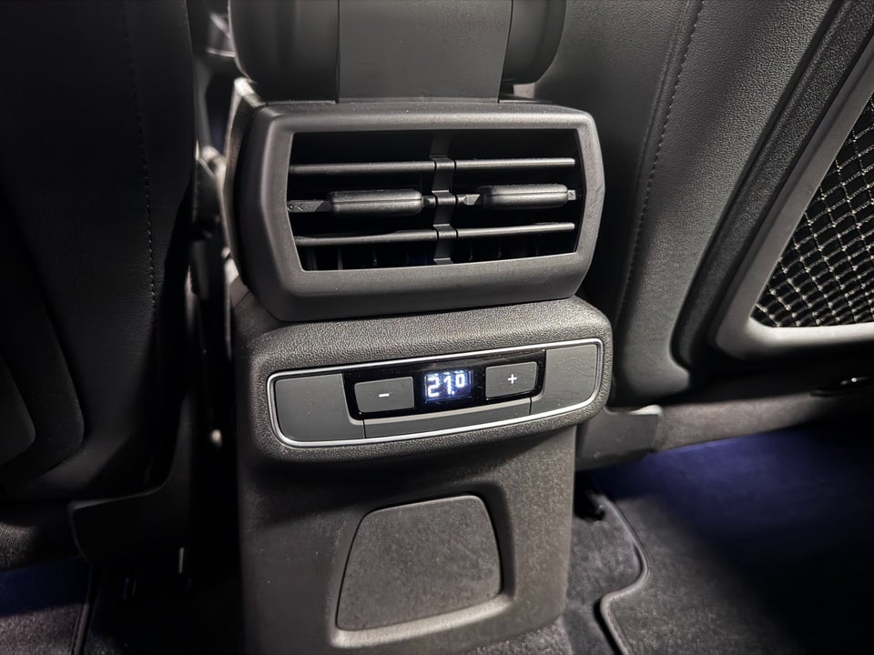 Audi Q4 e-tron 40 S-line Sportback 5d