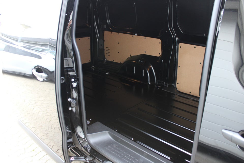 Toyota ProAce 75 Long Comfort Master