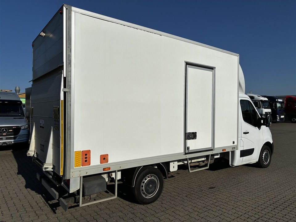 Renault Master III T35 2,3 dCi 145 L3 Box m/lift 2d