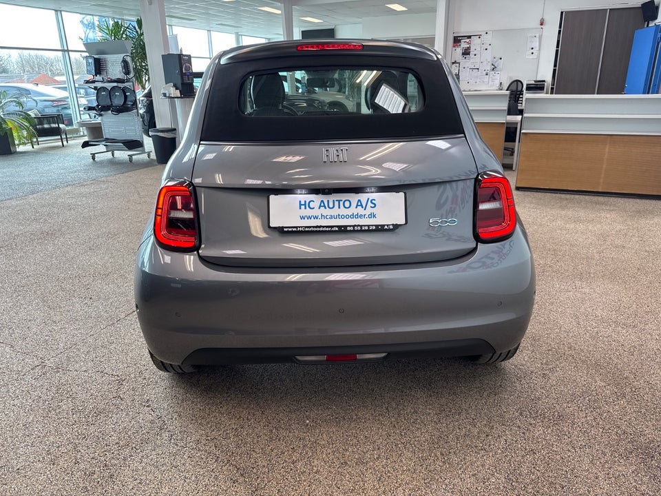 Fiat 500e 42 Icon Cabrio 2d