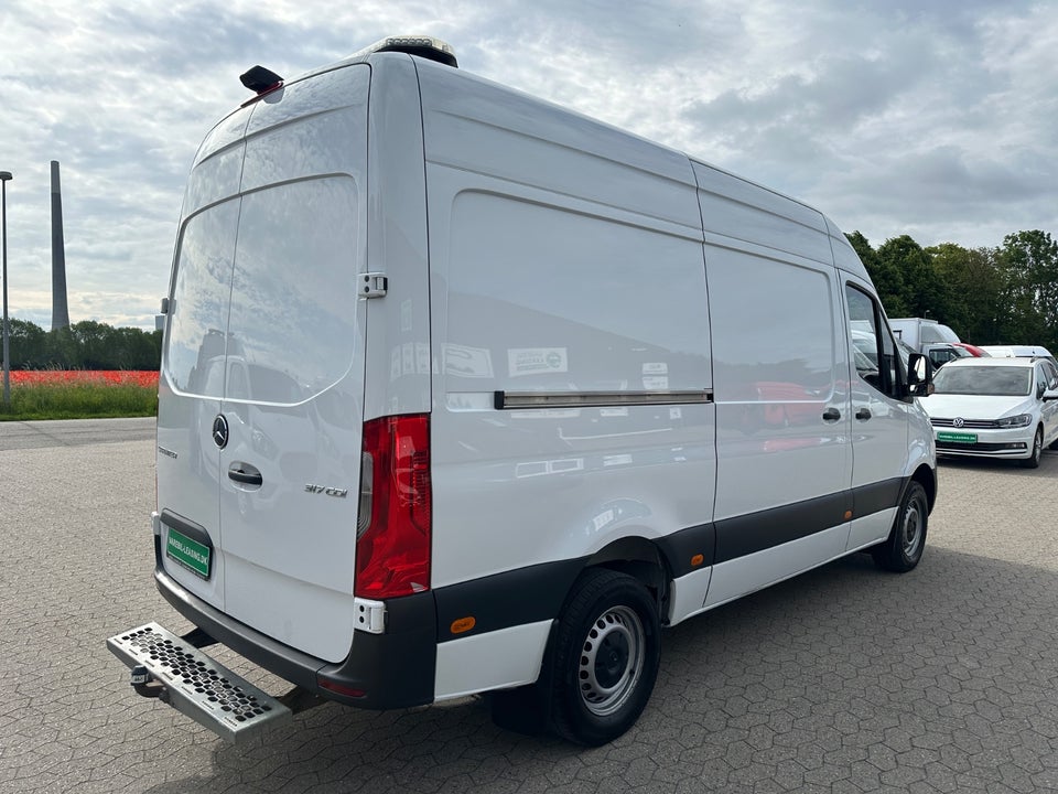 Mercedes Sprinter 317 2,0 CDi A2 Kassevogn aut. RWD