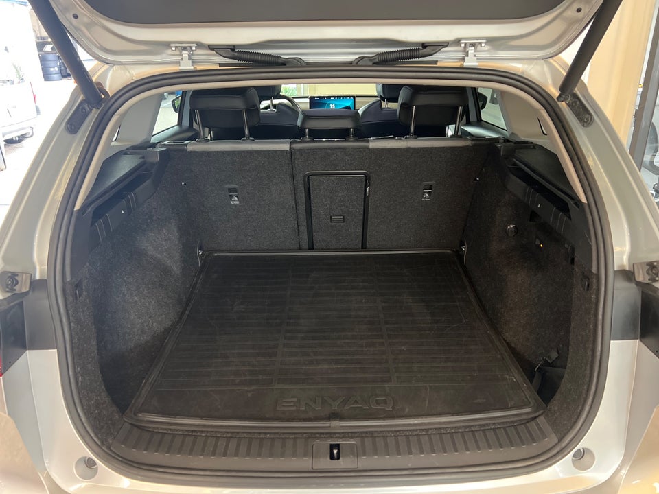 Skoda Enyaq 80 iV Loft 5d